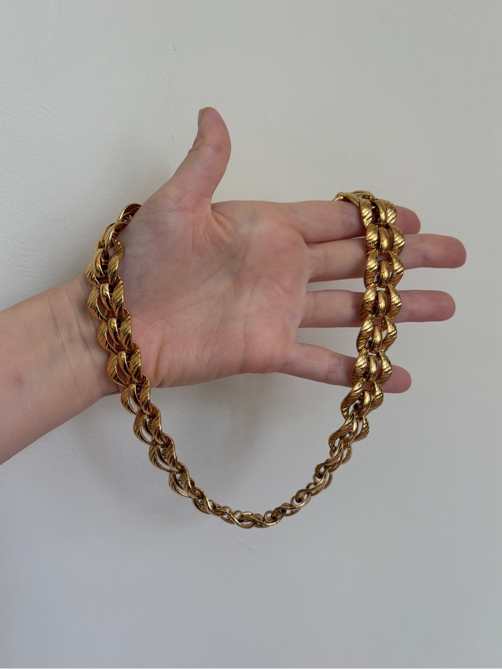 VTG MONET Gold Chunky Necklace